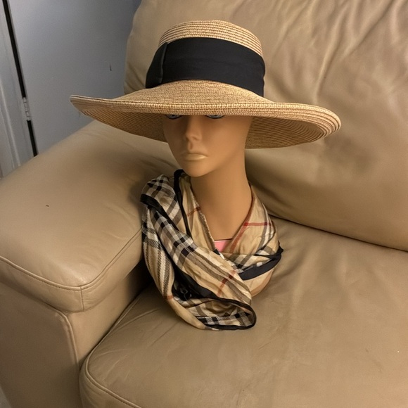 Nordstrom Rack’s Elegant Tan Straw Hat with Black Ribbon - Picture 1 of 7